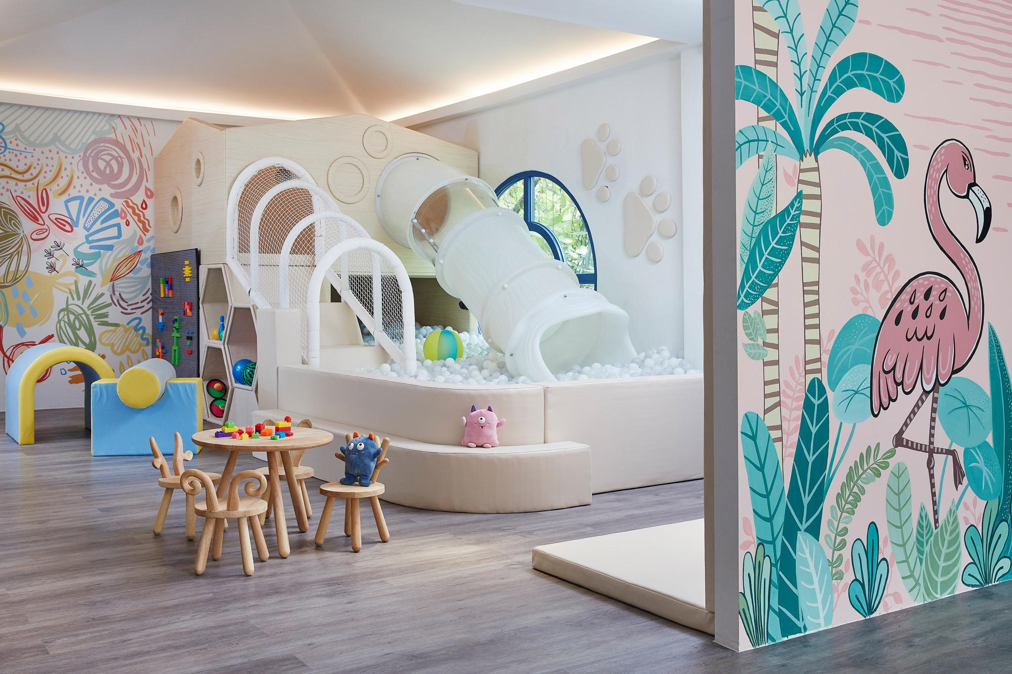 Le Meridien Maldives Resort & Spa - Family Kids Hub - Playroom 1.jpg