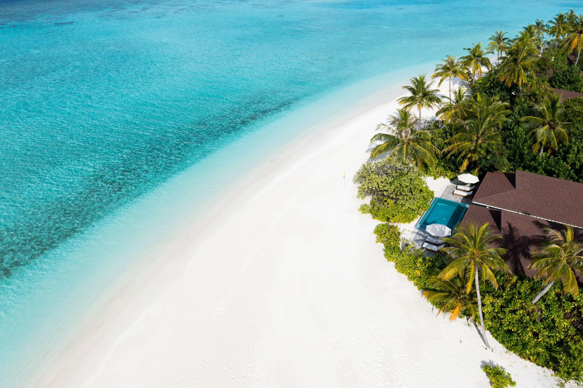 aerial_027_the-standard_huruvalhi-maldives.jpg