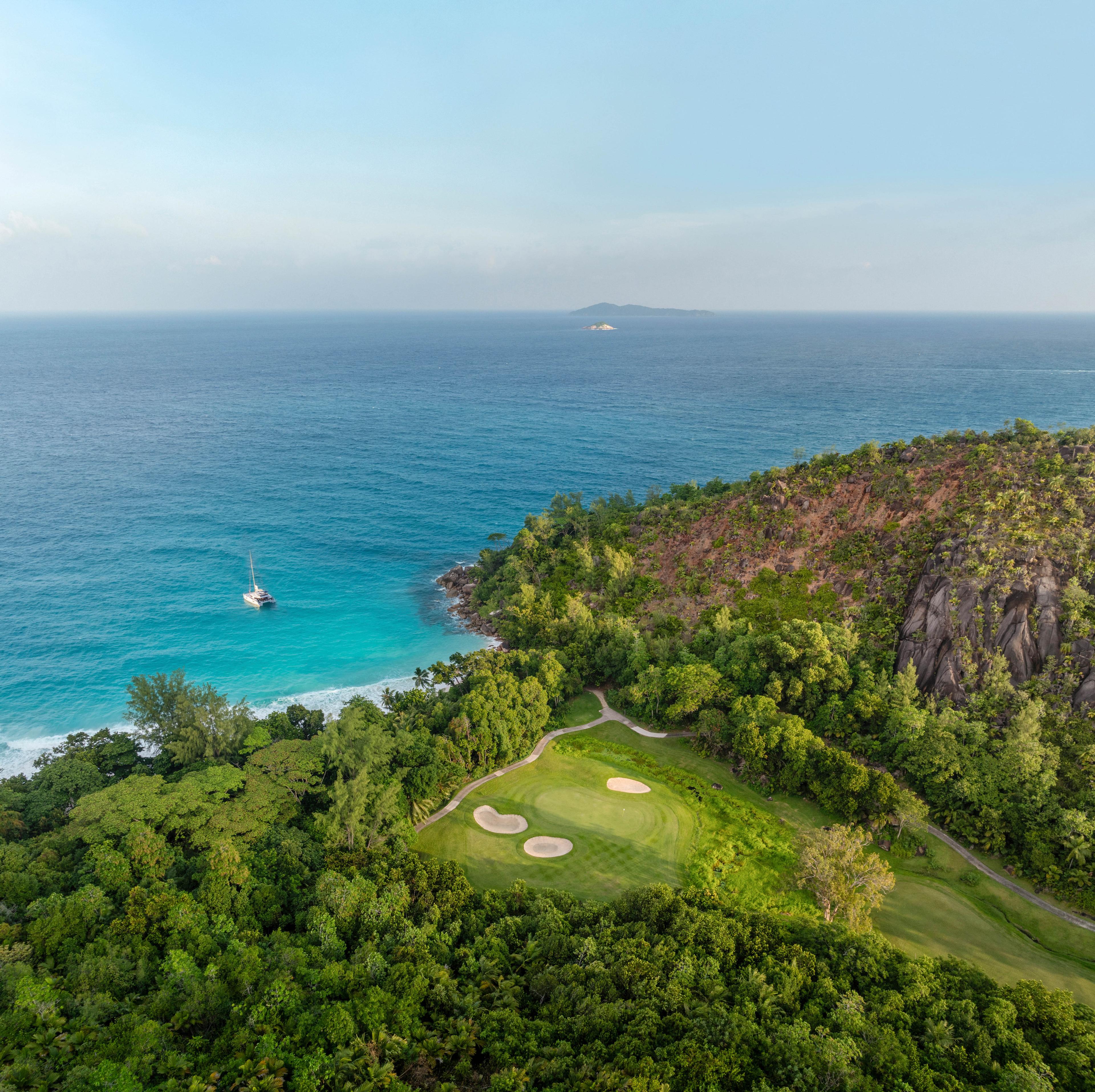 Constance-Lemuria-Golf-38.jpg