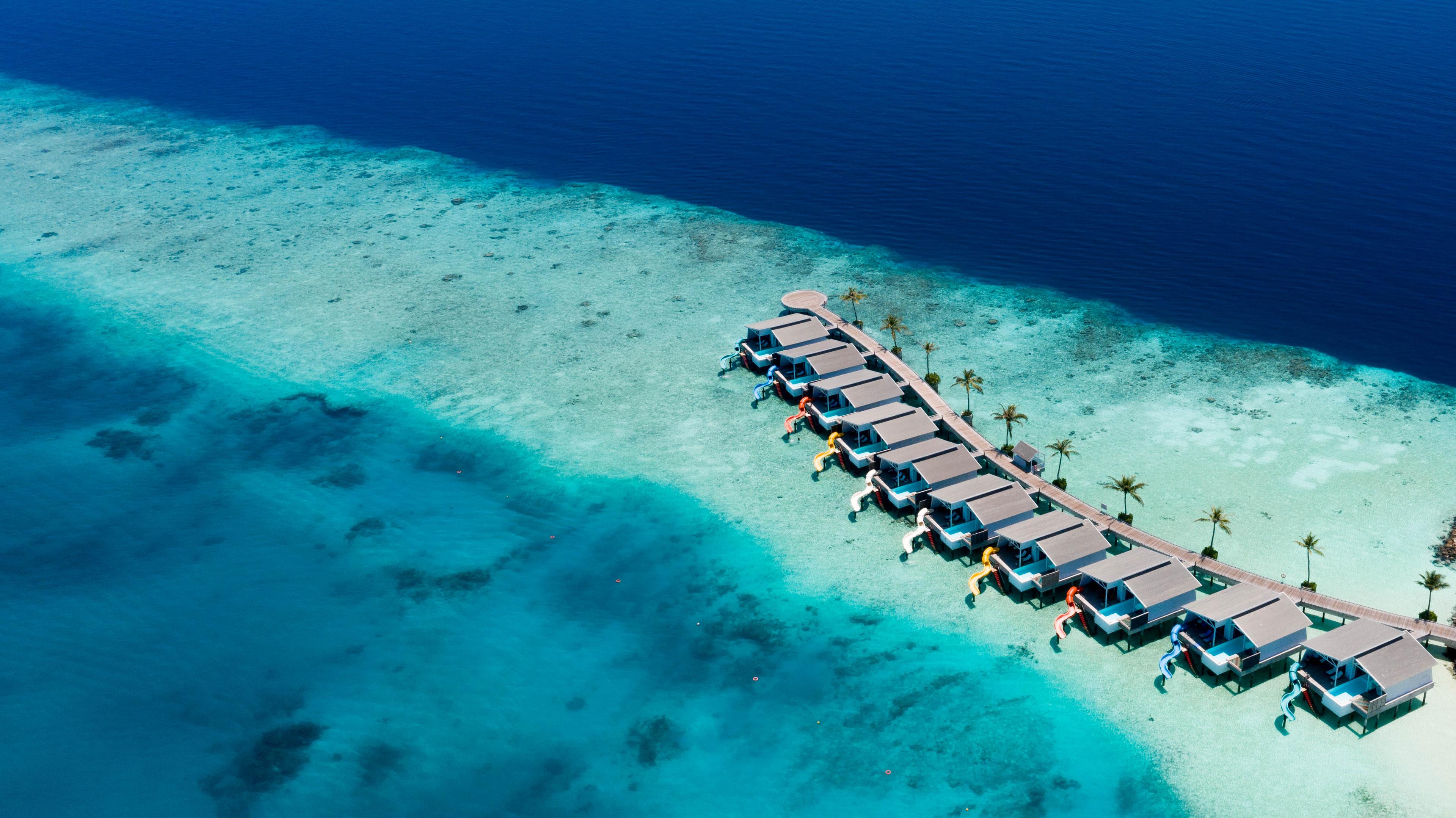 Travelution Magazine Issue #04, Title Partner: Oaga Art Resort Maldives