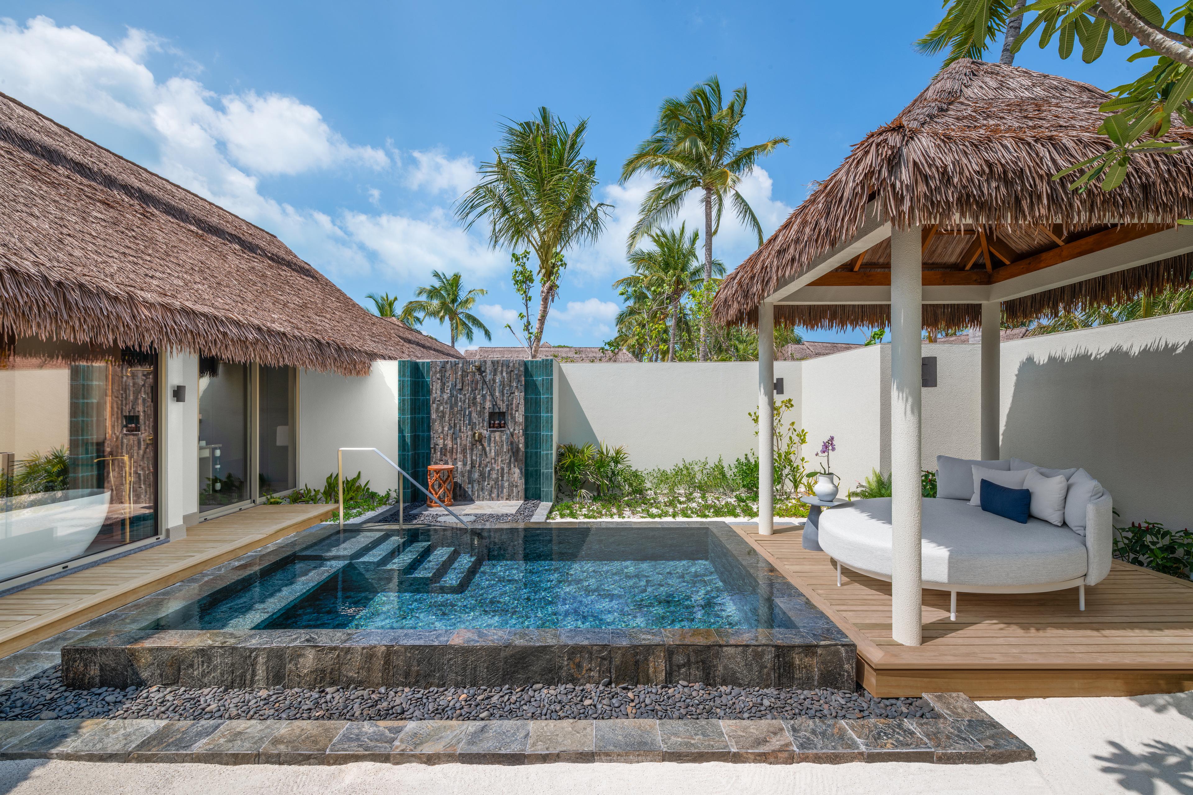 JW_MLEJM_Family_Beach_Pool_Villa_Pool.jpg