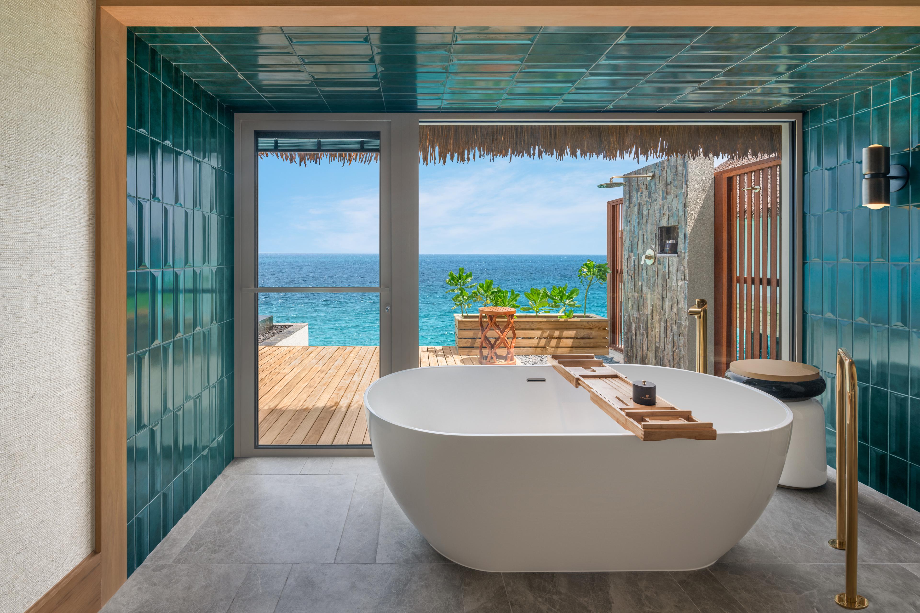 JW_MLEJM_One_Bedroom_Overwater_Bathroom.jpg