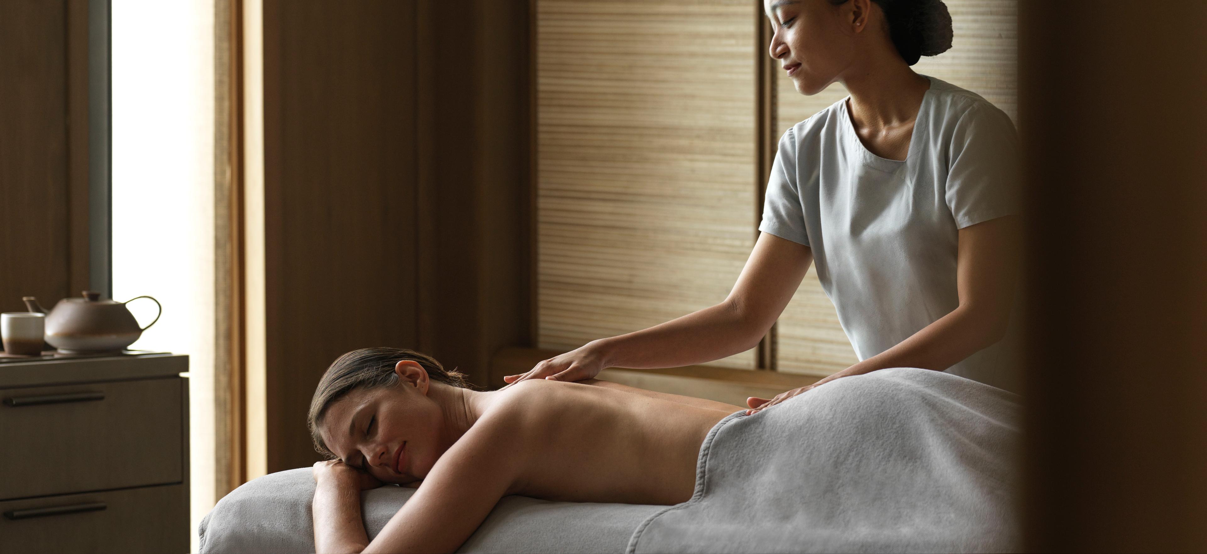 The Ritz-Carlton Maldives, Fari Islands - The Ritz-Carlton Spa 2.jpg