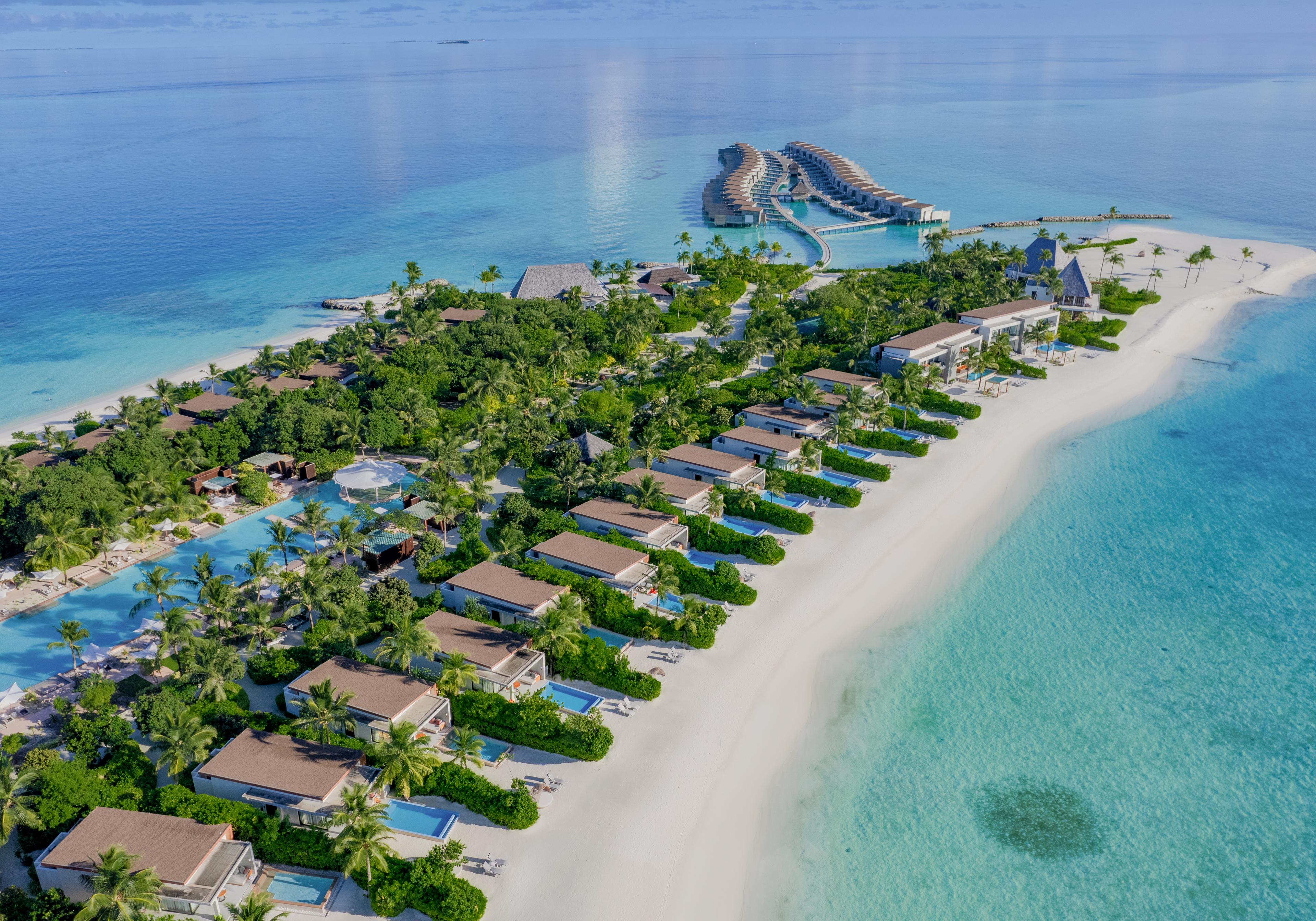 Kuda Villingili Maldives.jpg