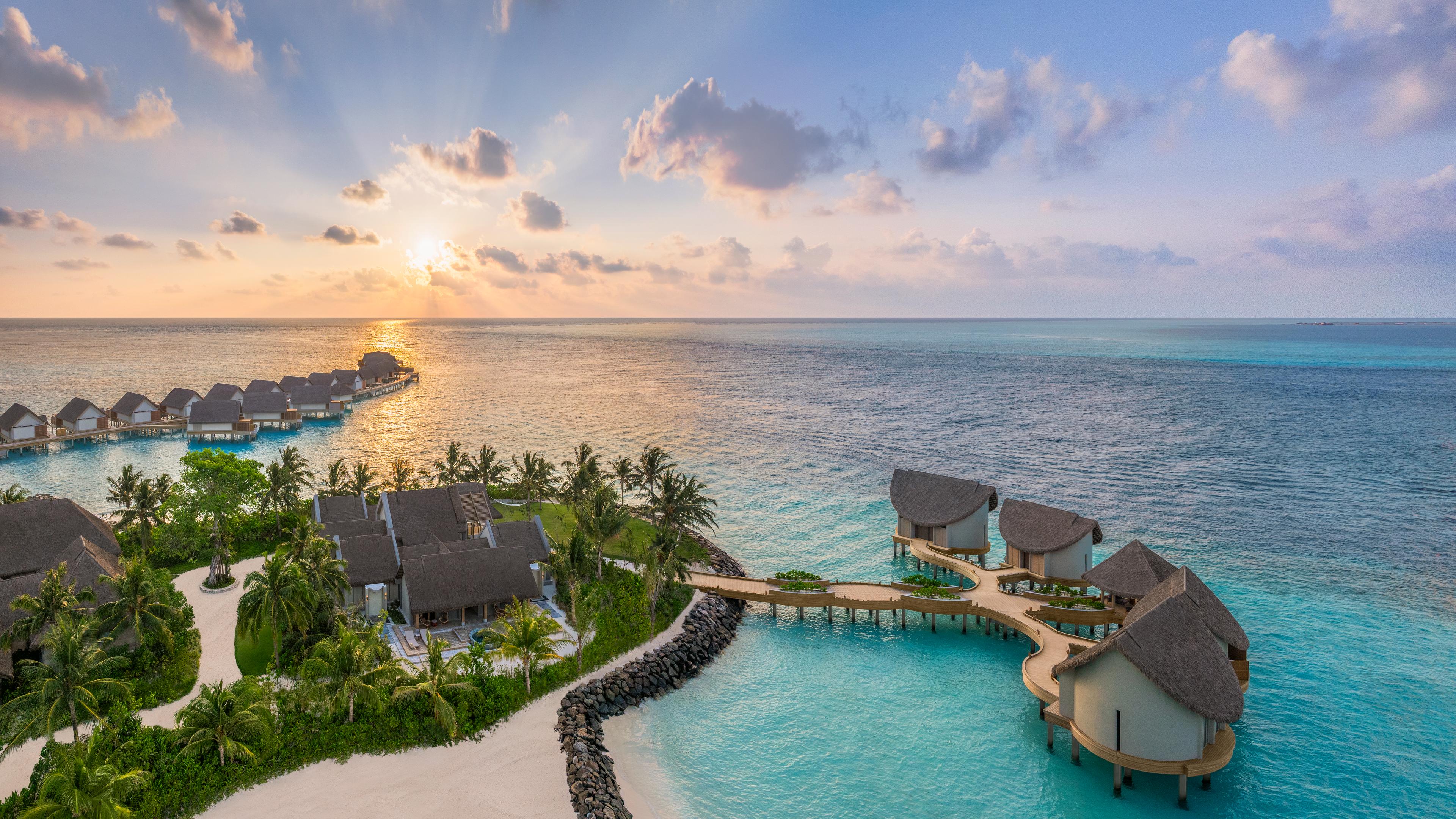 JW Marriott Kaafu Atoll Island Resort_Spa_Sunrise.jpg