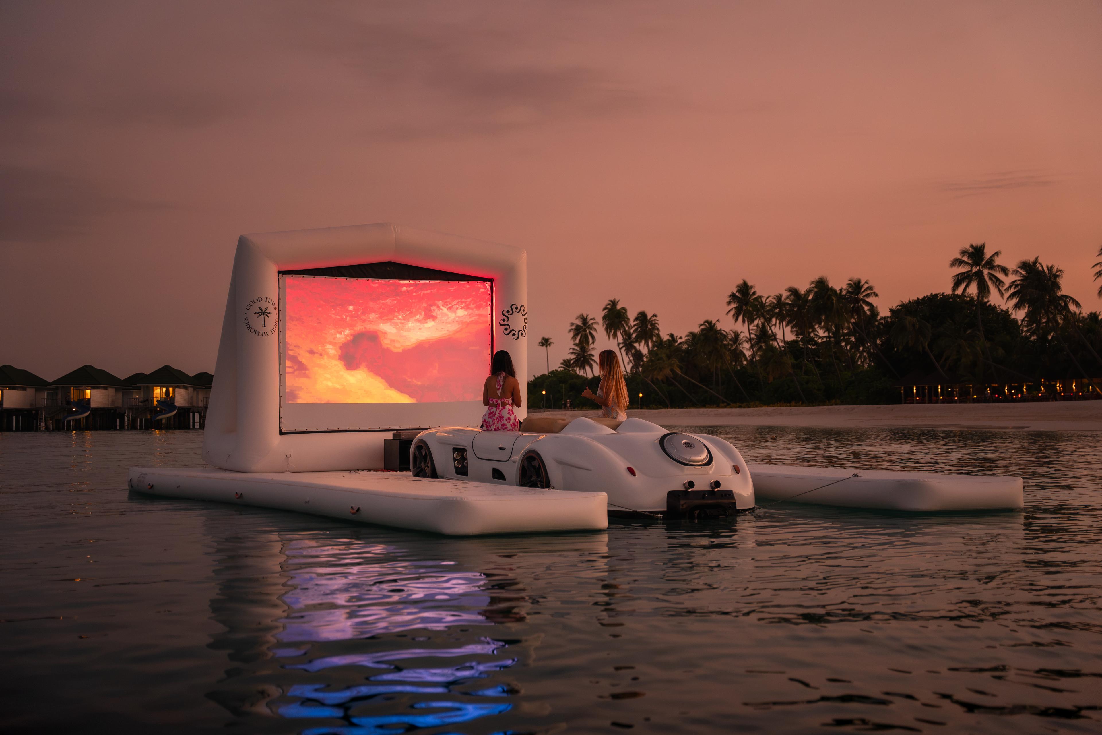 JetCar Cinema.jpg