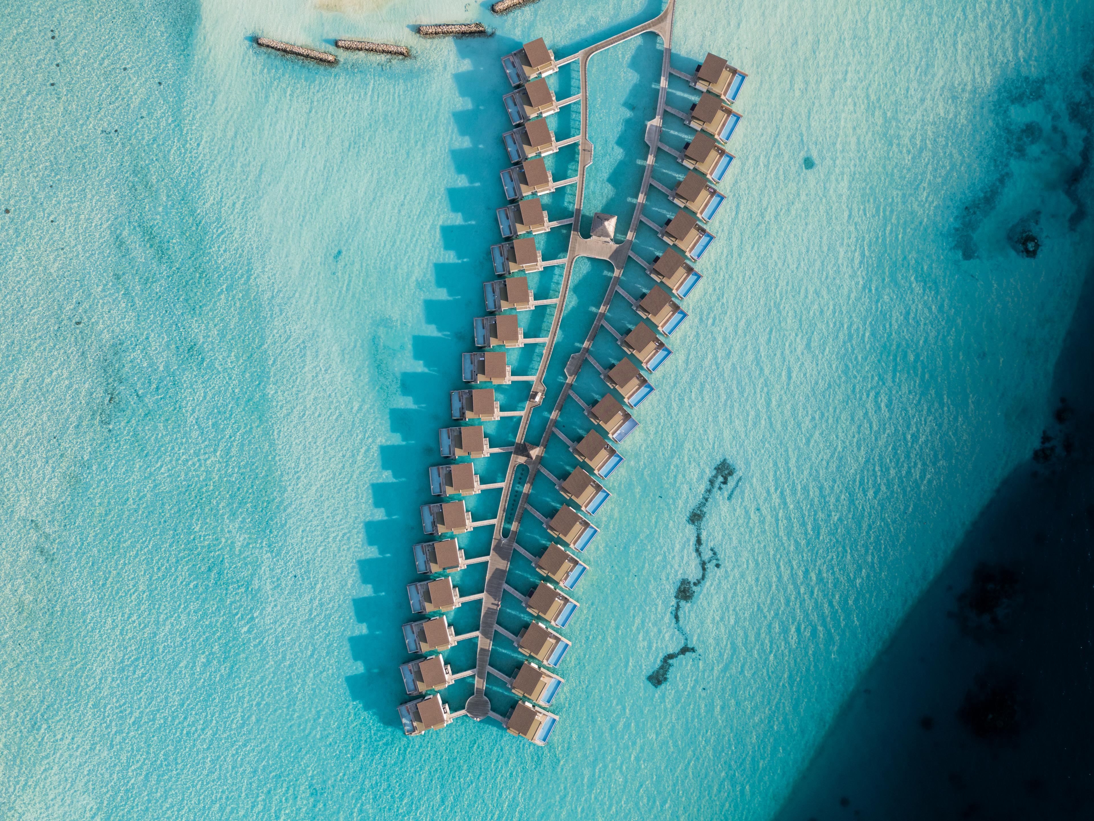 4-Kuda Villingili Water Villas.jpg