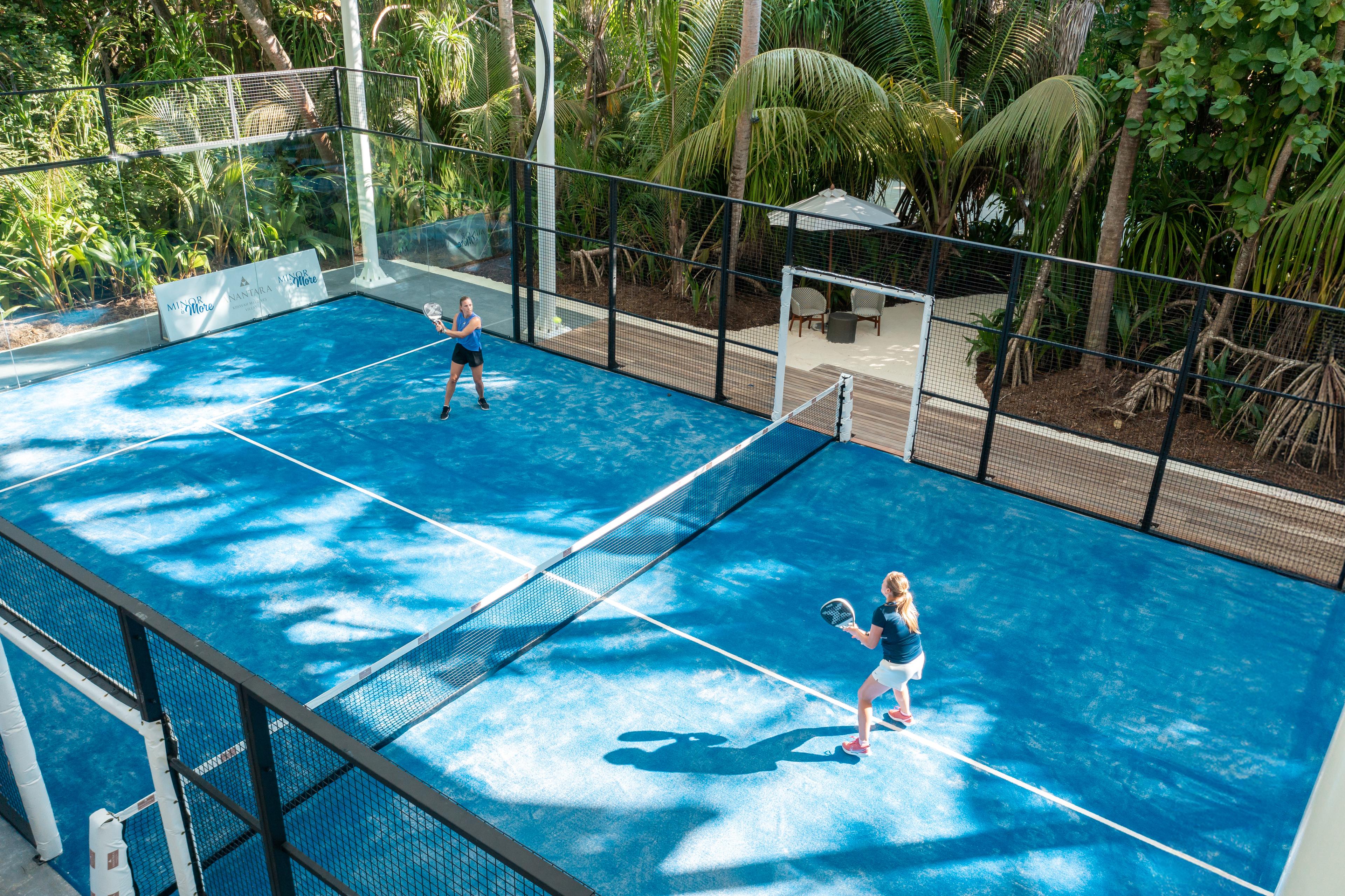 Anantara Kihavah - Padel Tennis Court.jpg