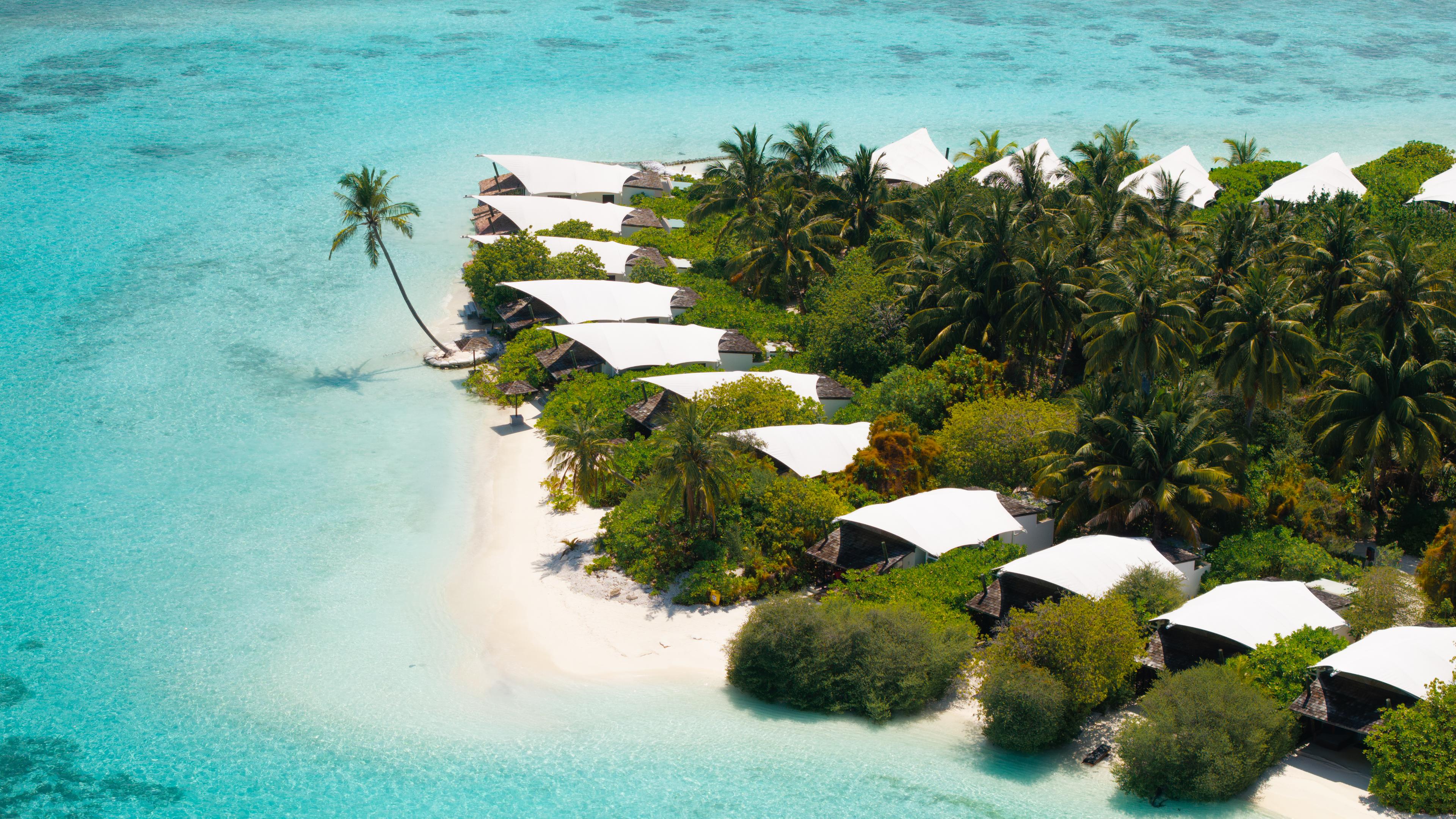 Travelution Magazine Issue #06, Gold Partner: Cinnamon Hakuraa Huraa Maldives