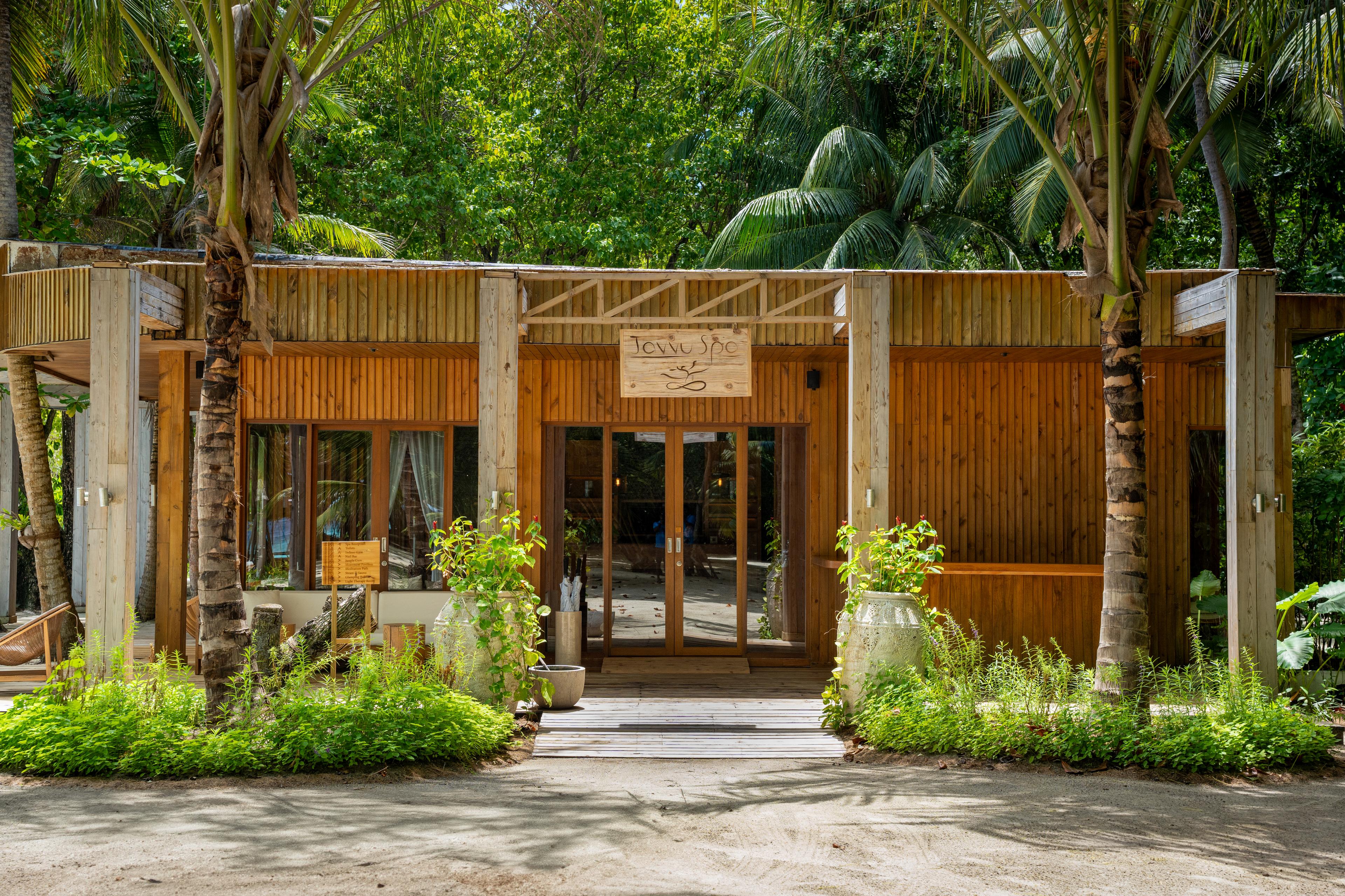 Javvu Spa Front (1).jpg