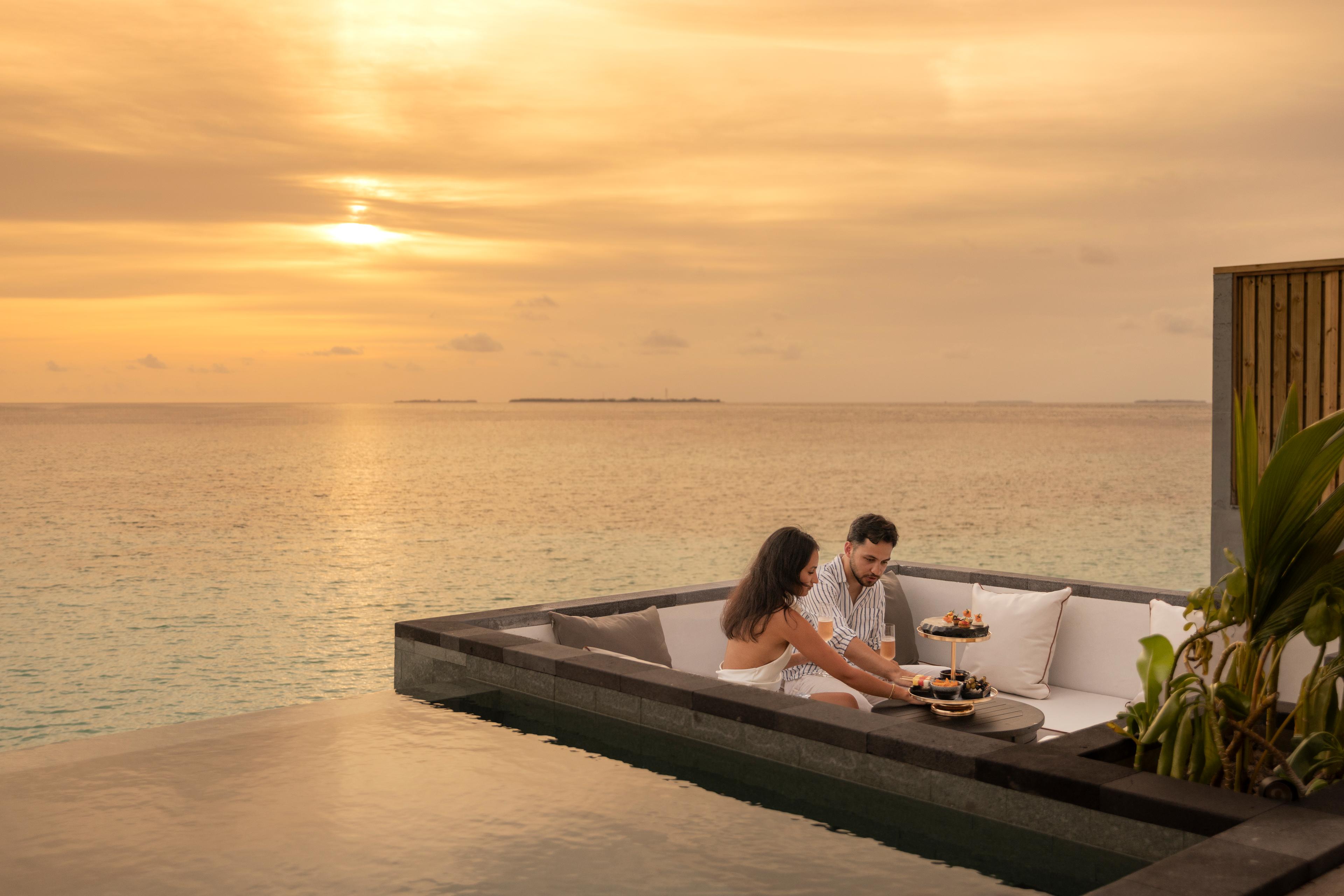 SSIF_Sunset Horizon Water with Pool_Sunset Experience-8 (1).jpg