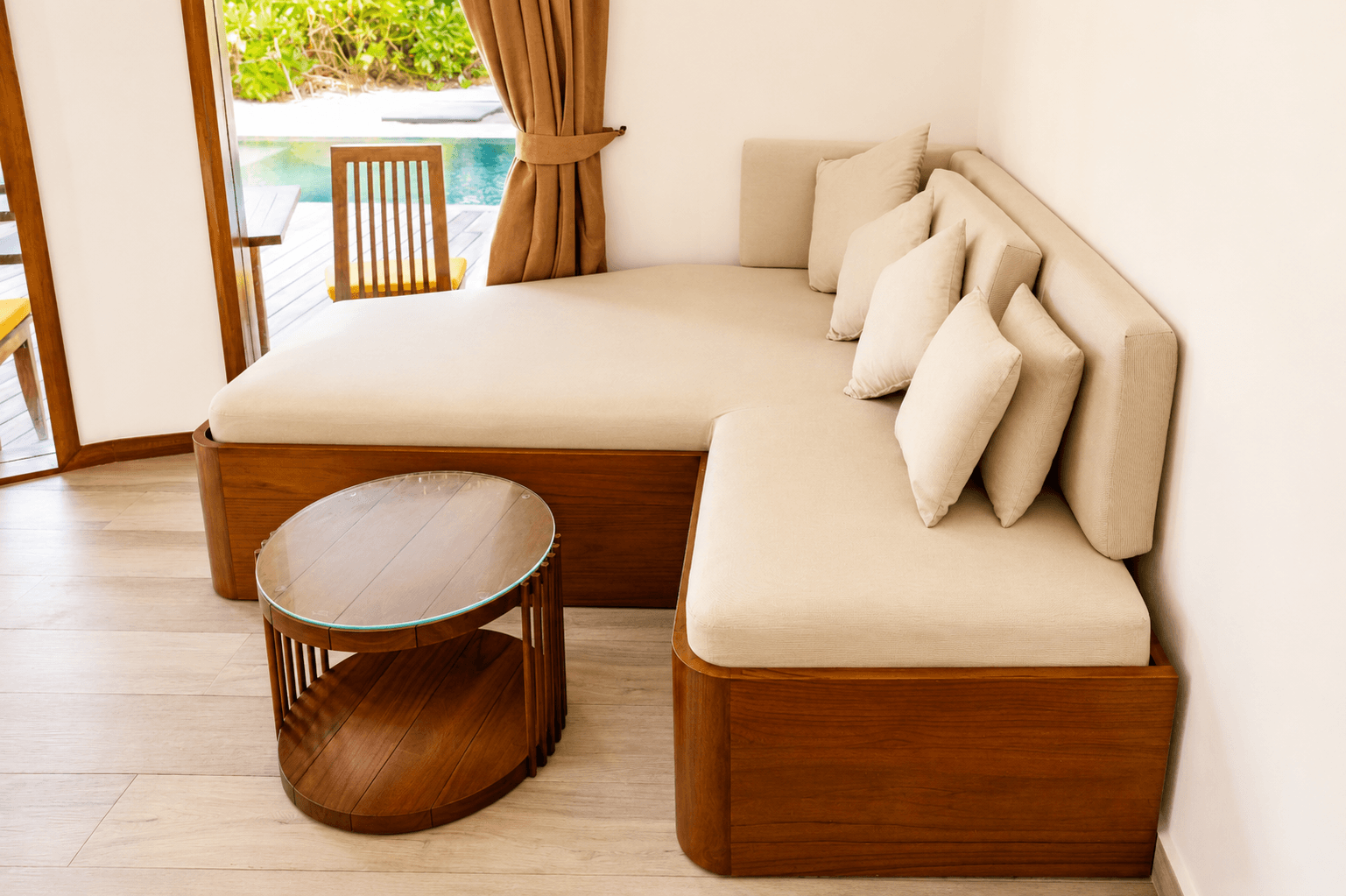 Angsana Velavaru_Beach Infinity Pool Villa_Sofa.png