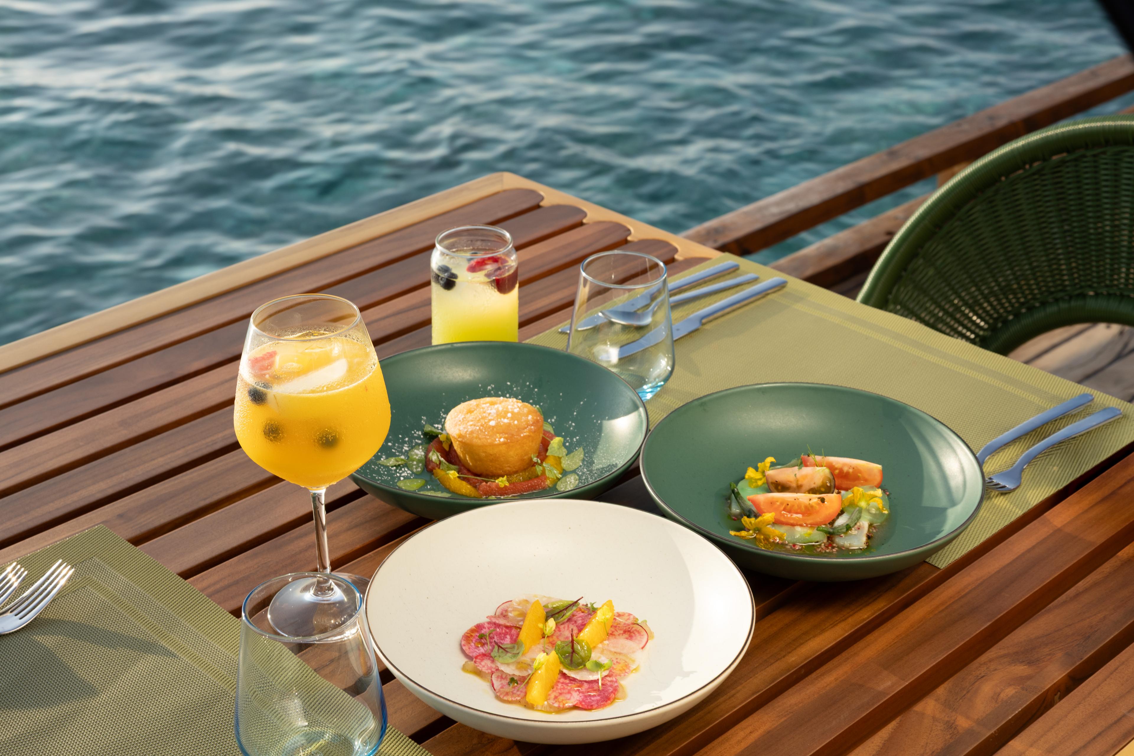 Onda - F&B - Dine by the sea.jpg.jpeg