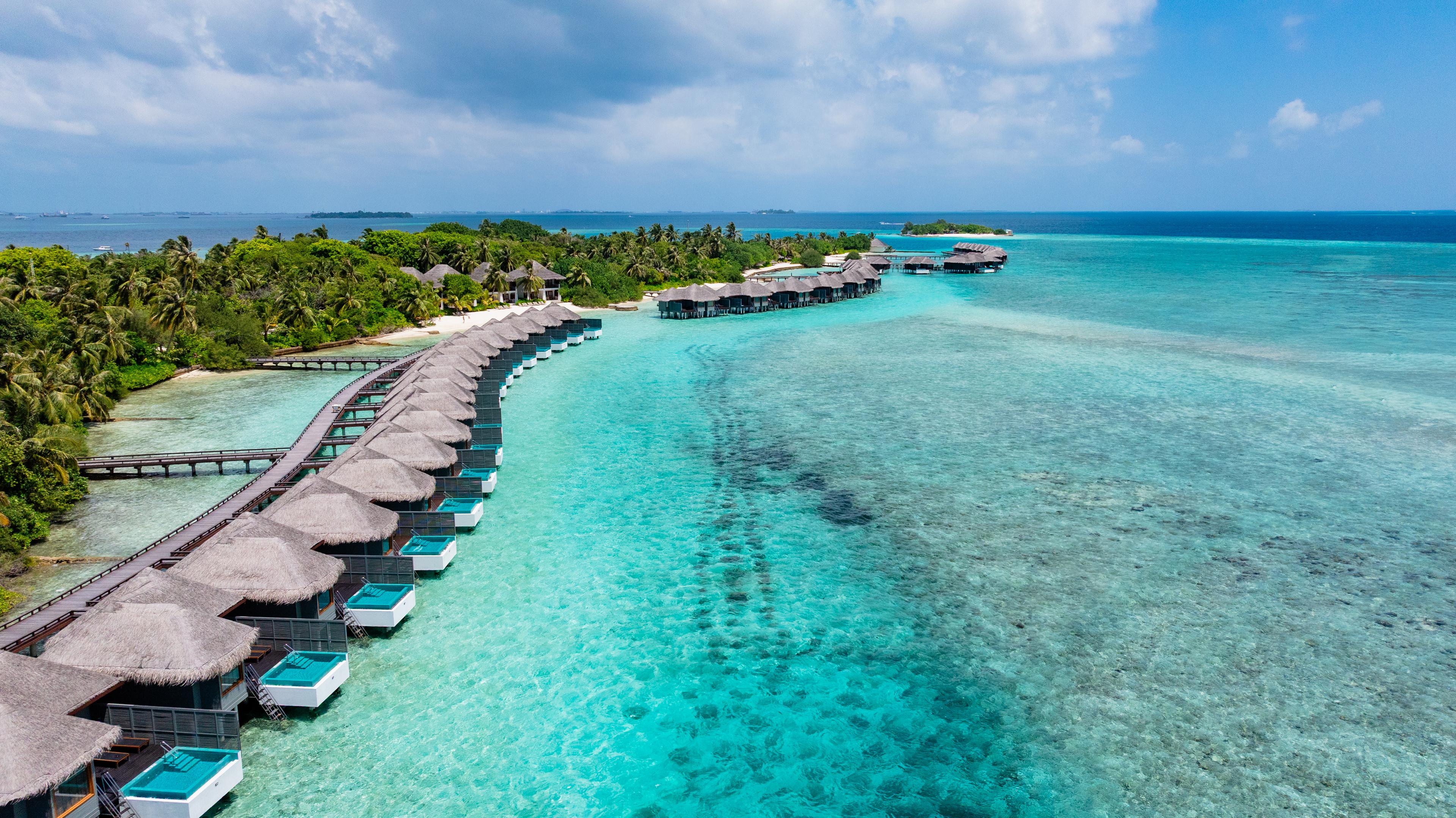 Sheraton Maldives Full Moon Resort & Spa - Aerial Landscape 03.jpg