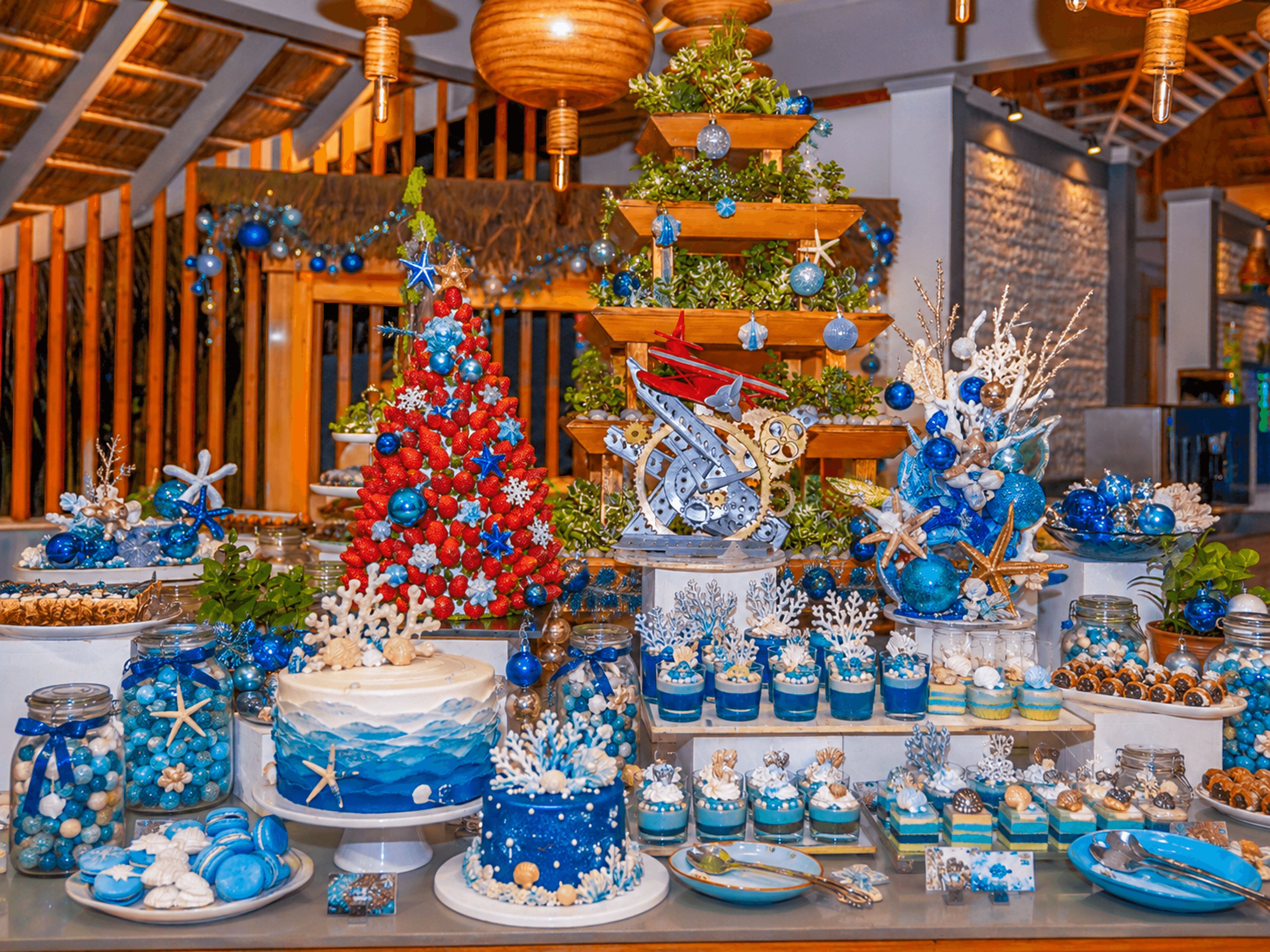 24 Dec_The Pearl Palace Christmas Eve Banquet.png