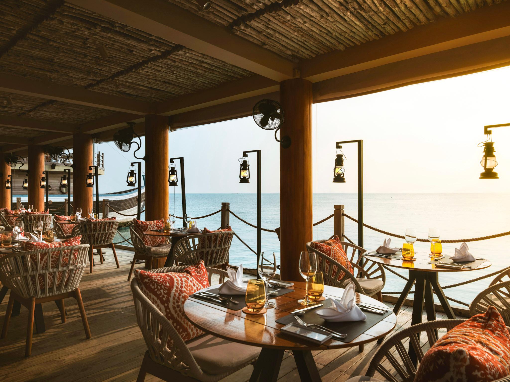 InterContinental Maldives - Fishmarket (6).jpg