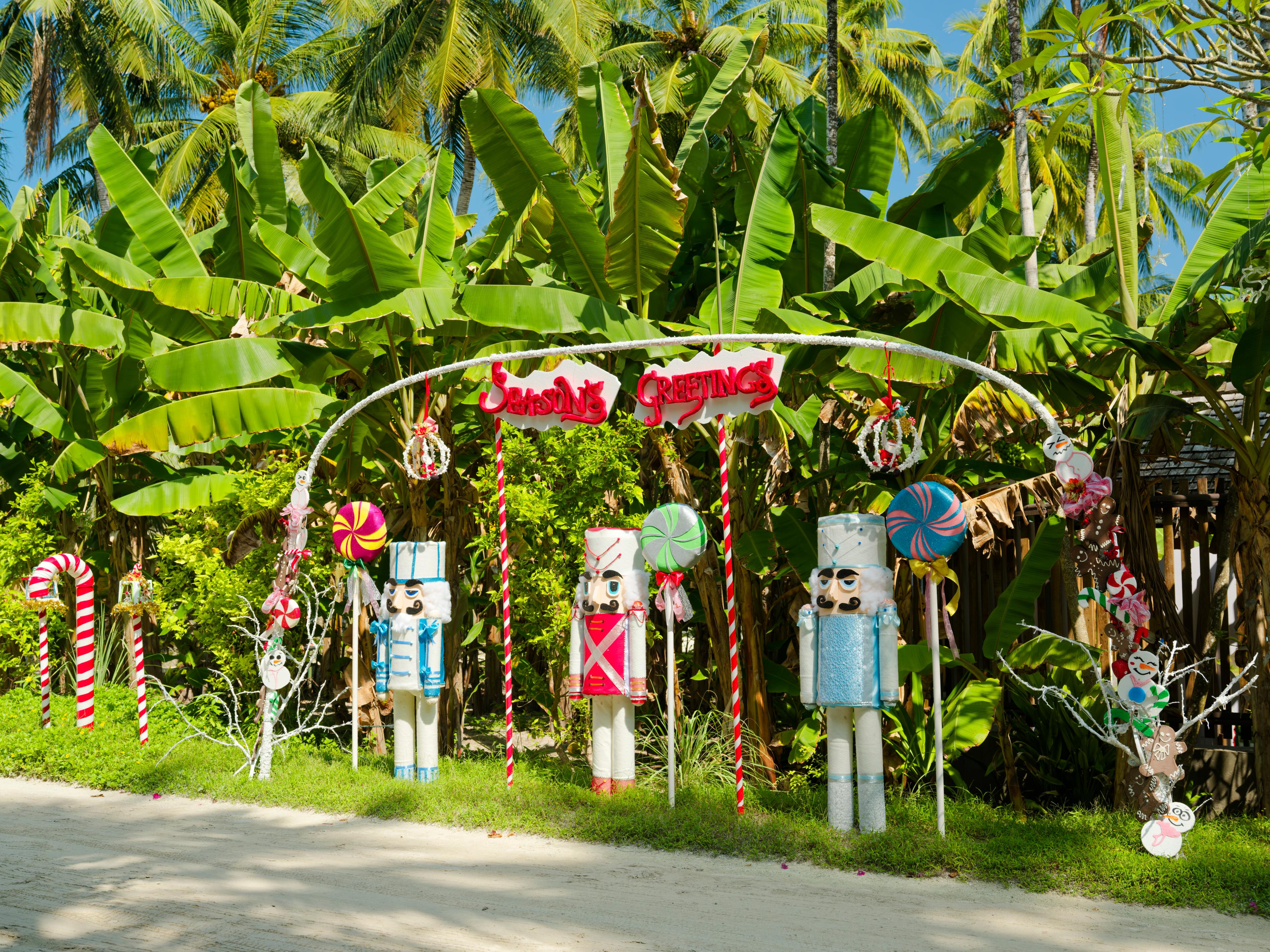 Niva Kuramathi Maldives - Festive Season (3).jpg