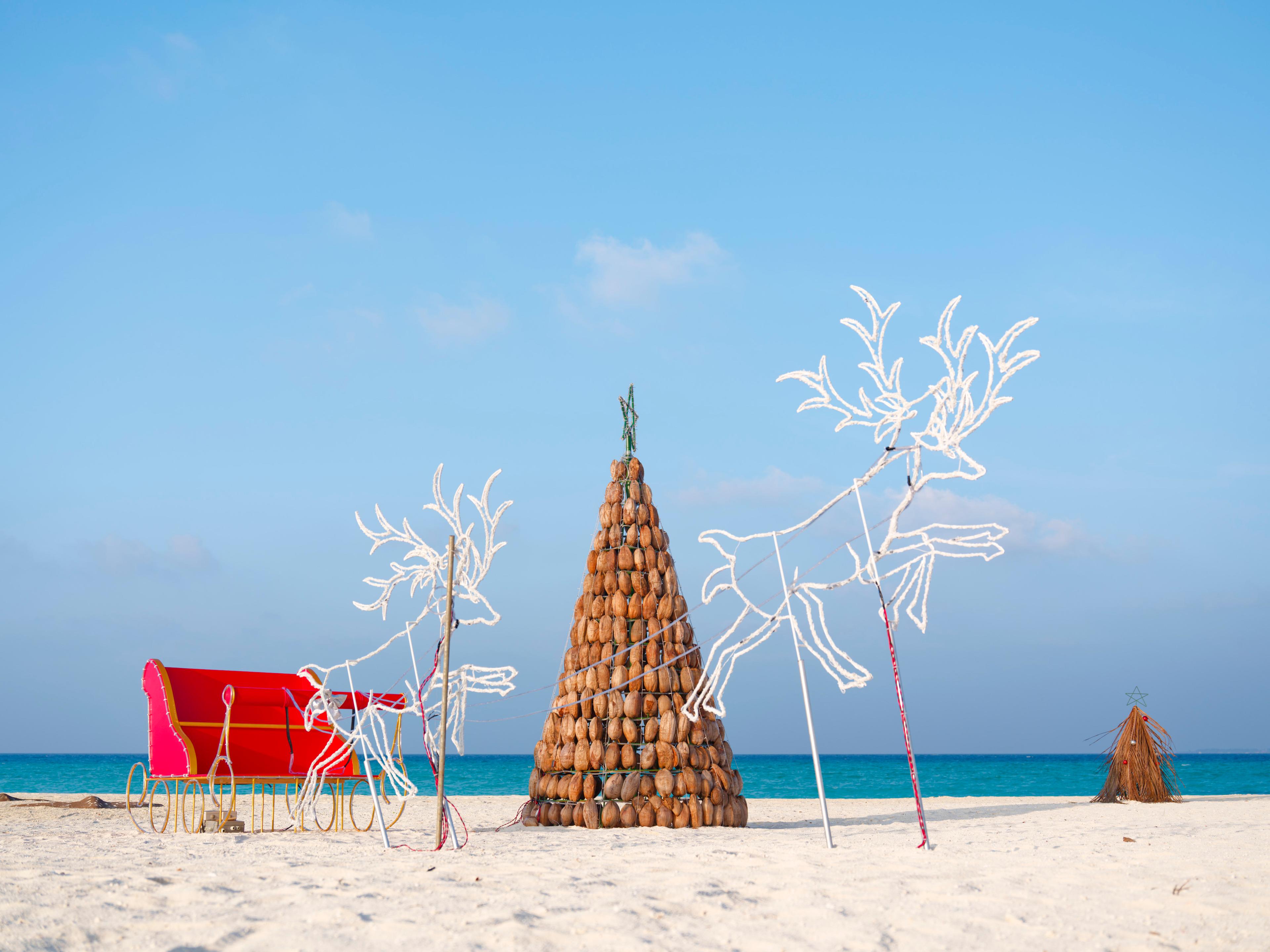 Niva Kuramathi Maldives - Festive Season (7).jpg