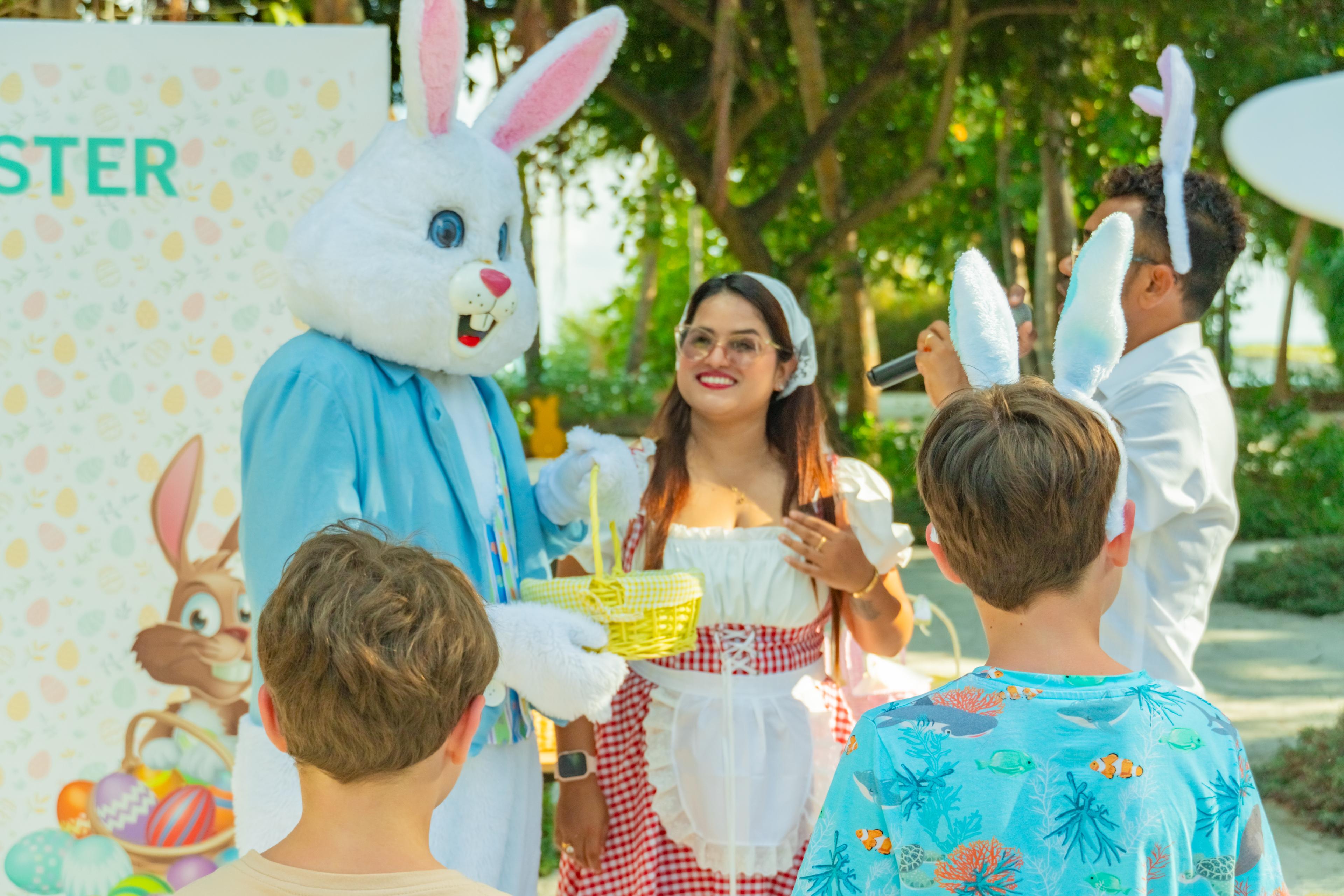 Le Meridien Maldives Resort and Spa - Easter fun with The Easter Bunny.jpg