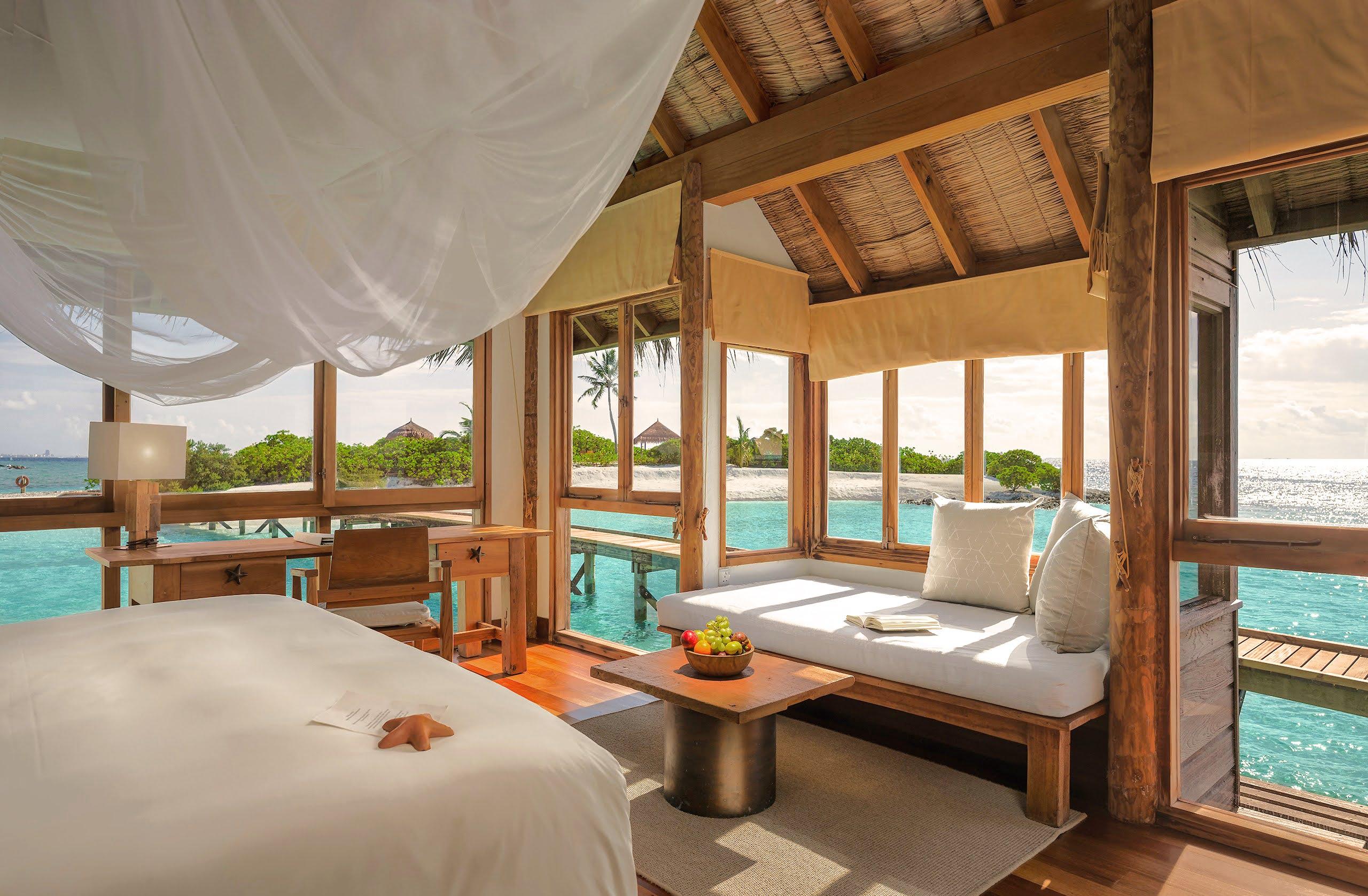 Gili Lagoon Retreat - Guest Bedroom.jpg